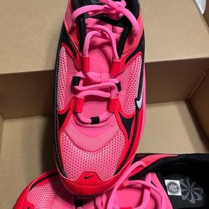 Nike Woman’s Air Bliss size 7